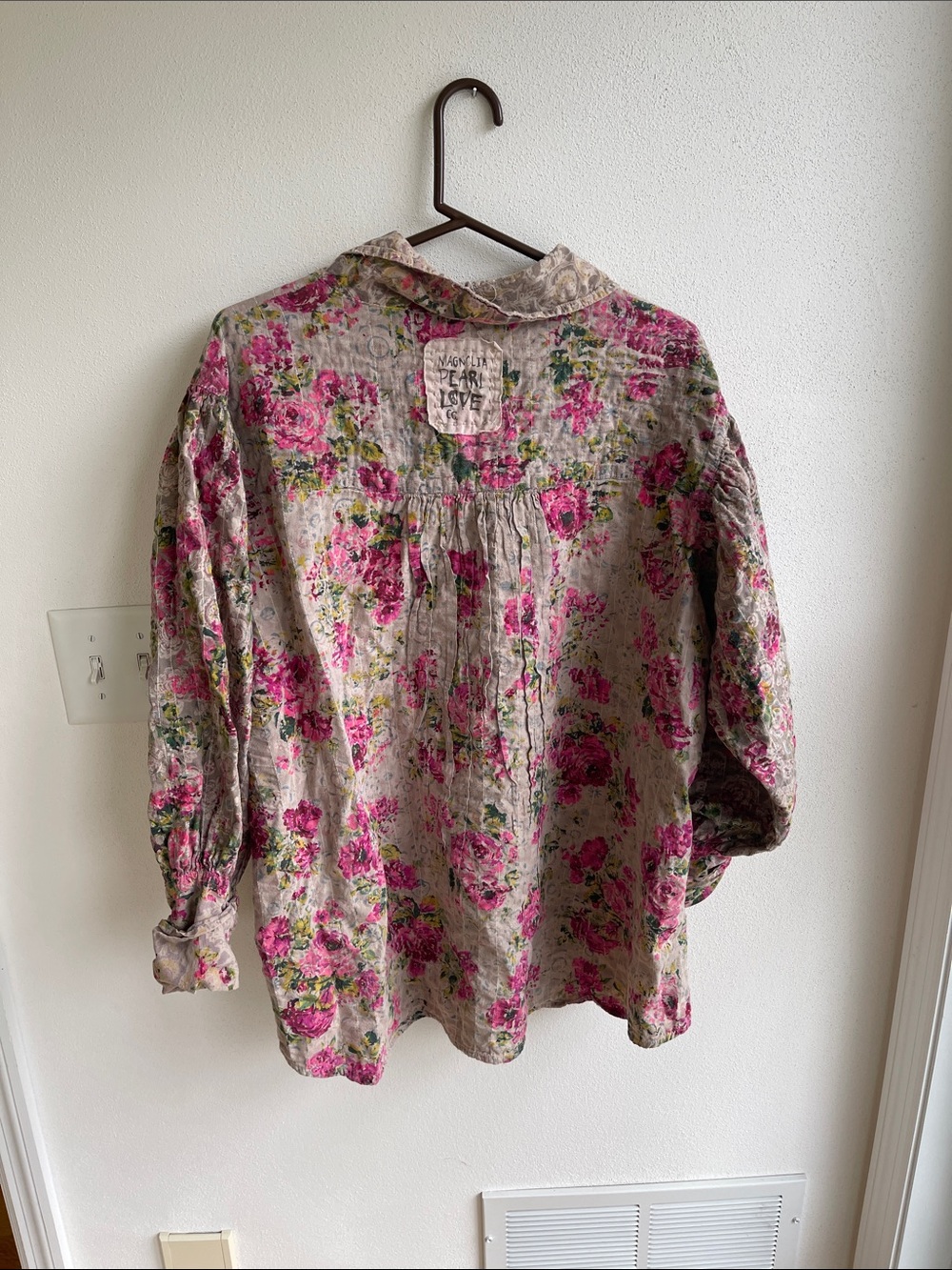 Magnolia Pearl Pink Floral Puff Sleeve Button-Up Blouse - Picture 3 of 3